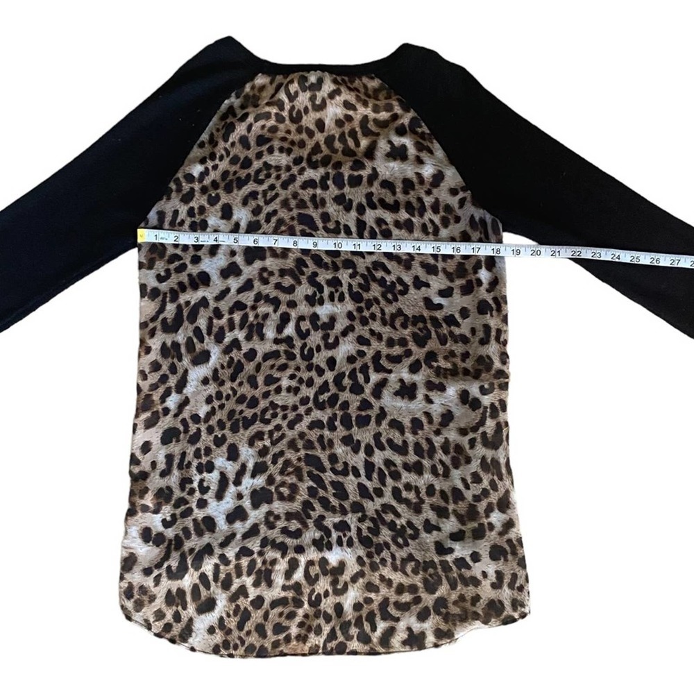 Women’s Signature Studio Size Medium Cheetah Boutique Top Sheer Back - Picture 6 of 6